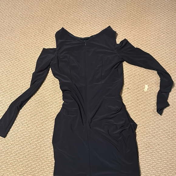 Cocktail dress. Cold shoulder long sleeve - Picture 2 of 3